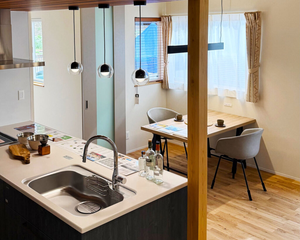 千曲市平屋キッチンダイニング