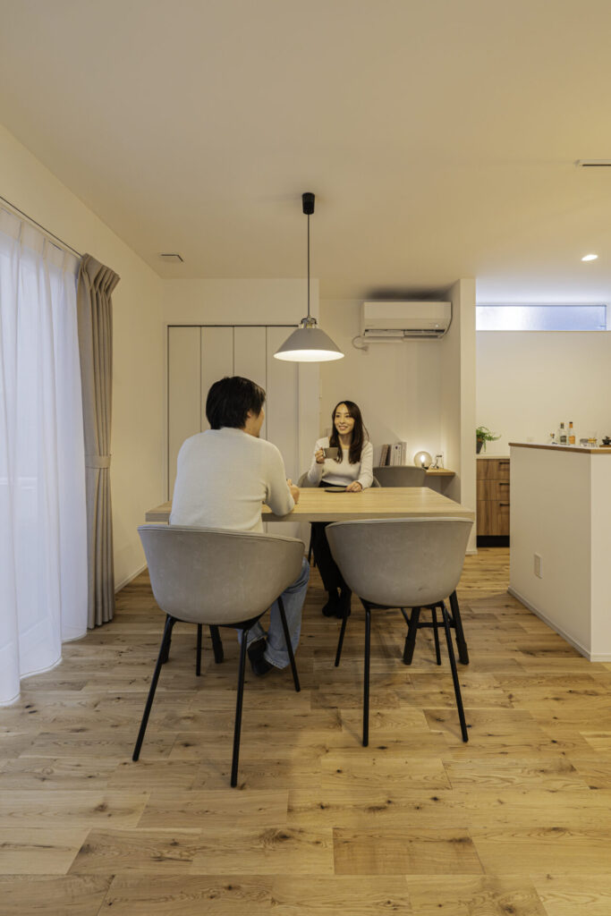 ナチュラル×大人かわいい空間で叶える、家族時間を楽しむ家