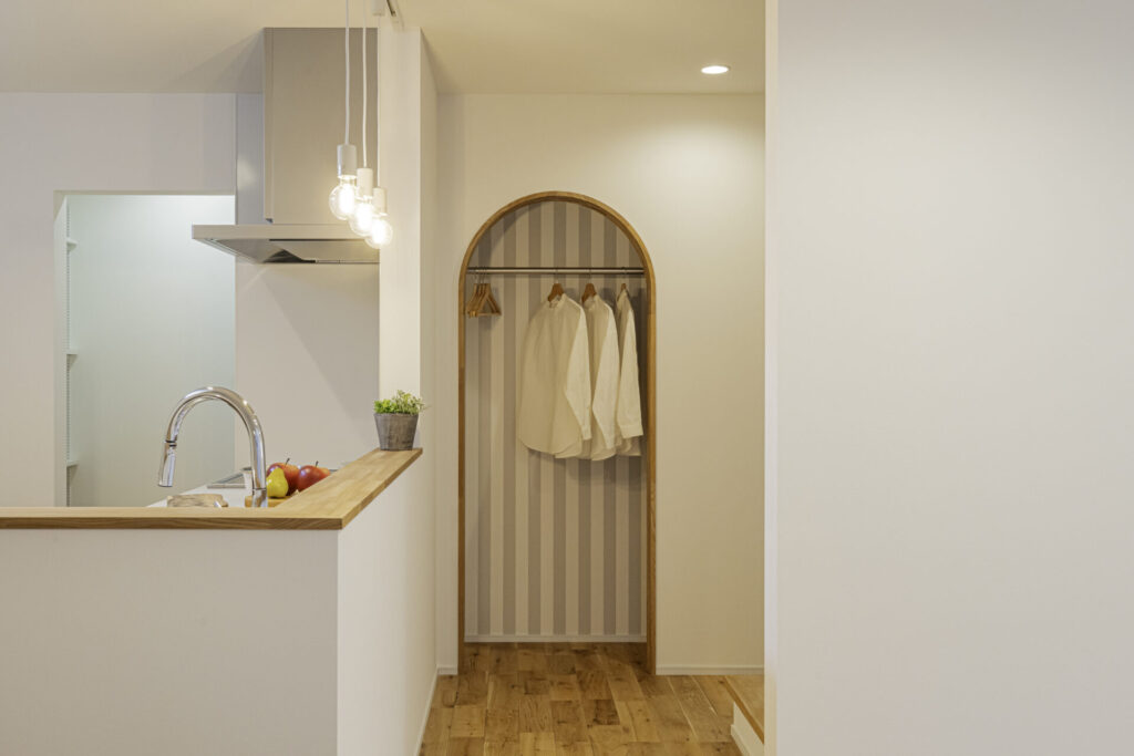 ナチュラル×大人かわいい空間で叶える、家族時間を楽しむ家