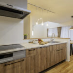 ナチュラル×大人かわいい空間で叶える、家族時間を楽しむ家