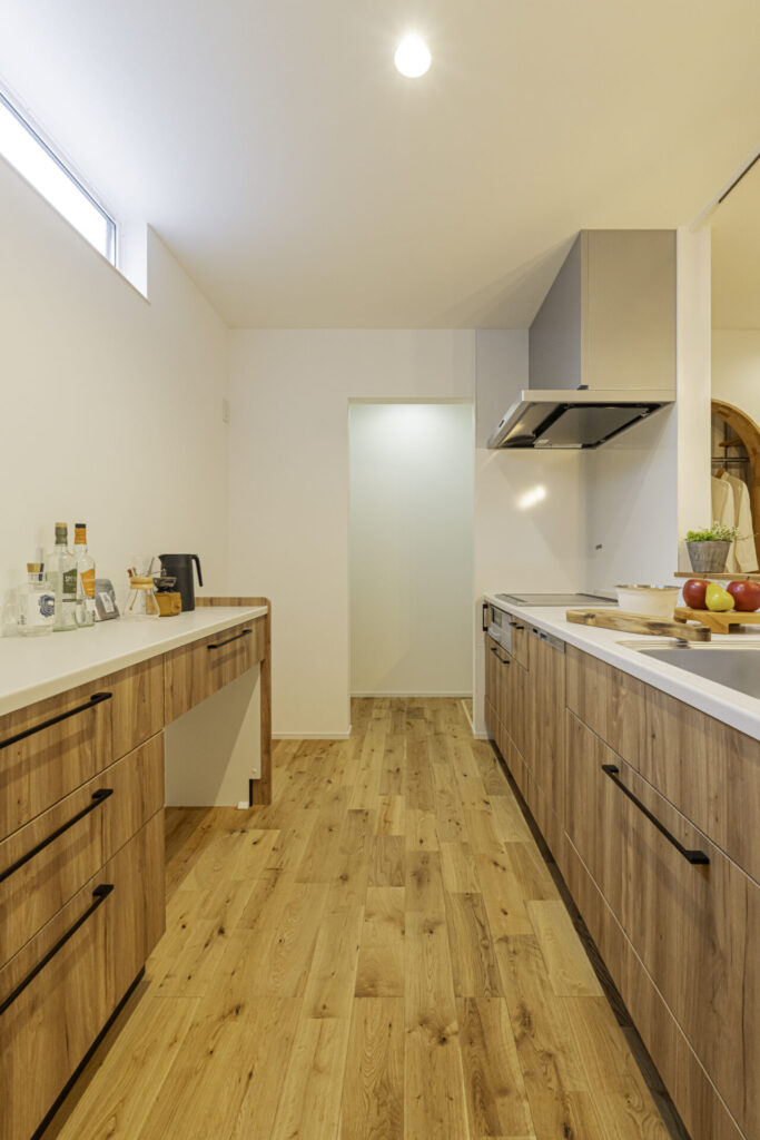 ナチュラル×大人かわいい空間で叶える、家族時間を楽しむ家