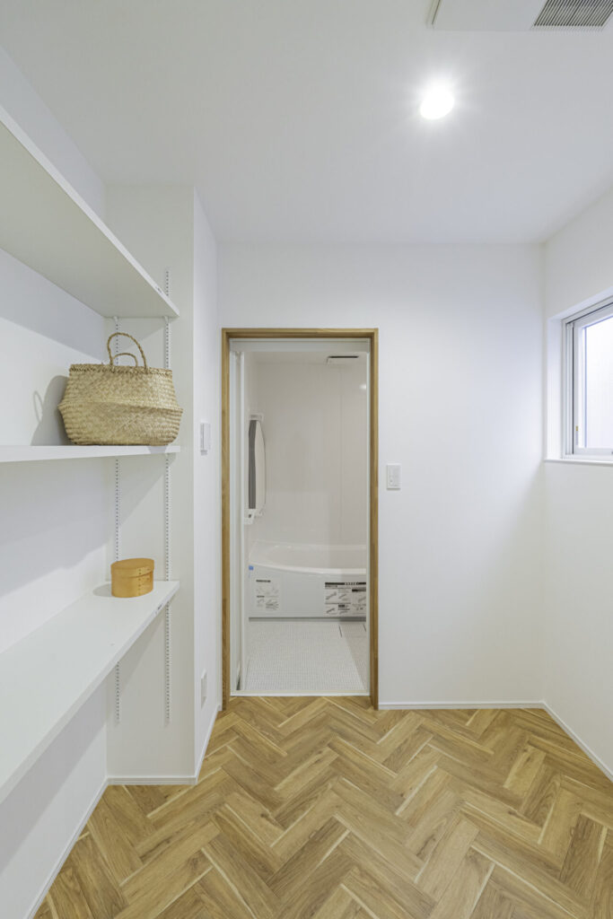 ナチュラル×大人かわいい空間で叶える、家族時間を楽しむ家