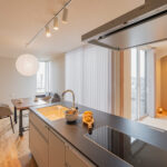 暮らしの変化に寄り添う半平屋の家｜家事ラク動線と和モダンが調和する住まい