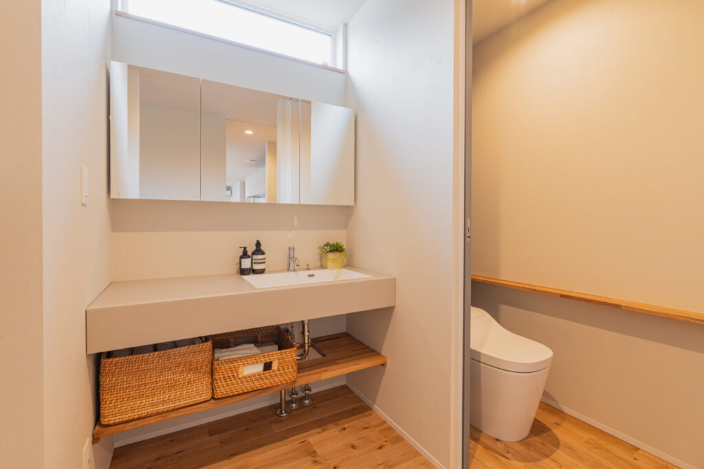 暮らしの変化に寄り添う半平屋の家｜家事ラク動線と和モダンが調和する住まい